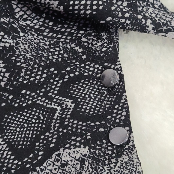 RW & CO Woman's Dress - Picture 3 of 13